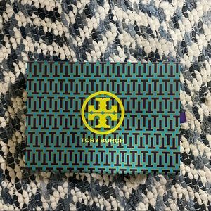 Tory Burch box